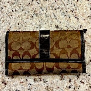 Coach wallet